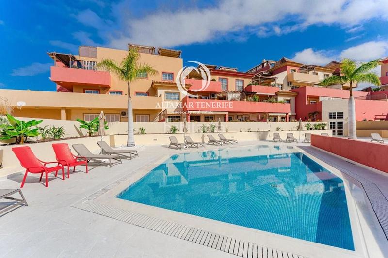 Foto b61c330e-8589-4dd2-b006-86585cd76d20. Apartament amb aparcament piscina a Playa del Duque Adeje