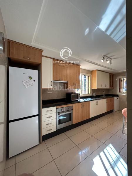 Foto b6db2f70-fb7a-4934-9a5d-cd4517aab9b7. Apartament amb aparcament piscina a Playa del Duque Adeje