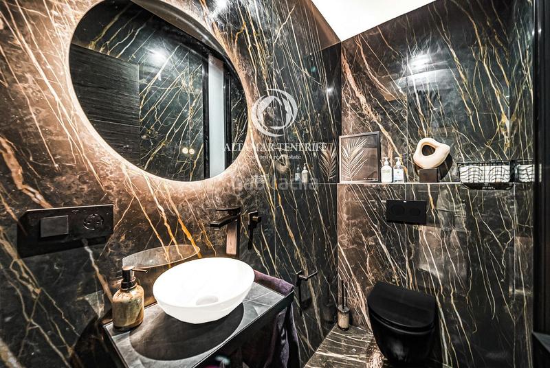 Foto 4a770ac1-5f7c-4b67-875f-ccce8689eb66. Reihenhaus mit parking pool in Playa del Duque Adeje