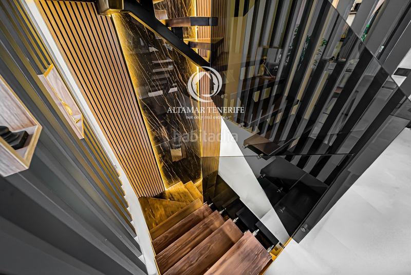 Foto 7b02c38a-de85-40f0-b360-58f9b89c530a. Reihenhaus mit parking pool in Playa del Duque Adeje