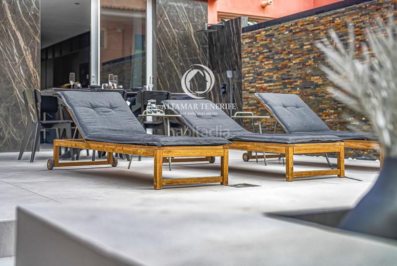 Foto f1ed0aa8-9561-4a55-b743-aafcb13272e1. Reihenhaus mit parking pool in Playa del Duque Adeje