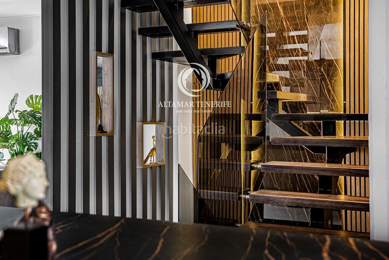 Foto f92a31d9-4b1f-4c9c-bdd4-b3d54166a3e7. Reihenhaus mit parking pool in Playa del Duque Adeje