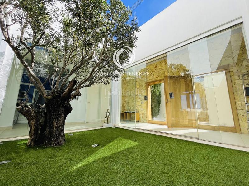 Foto e19c8fb1-b06b-4f86-9a6b-bacdd299472d. Casa con parcheggio piscina in Fañabé - Ifonche y Benítez Adeje