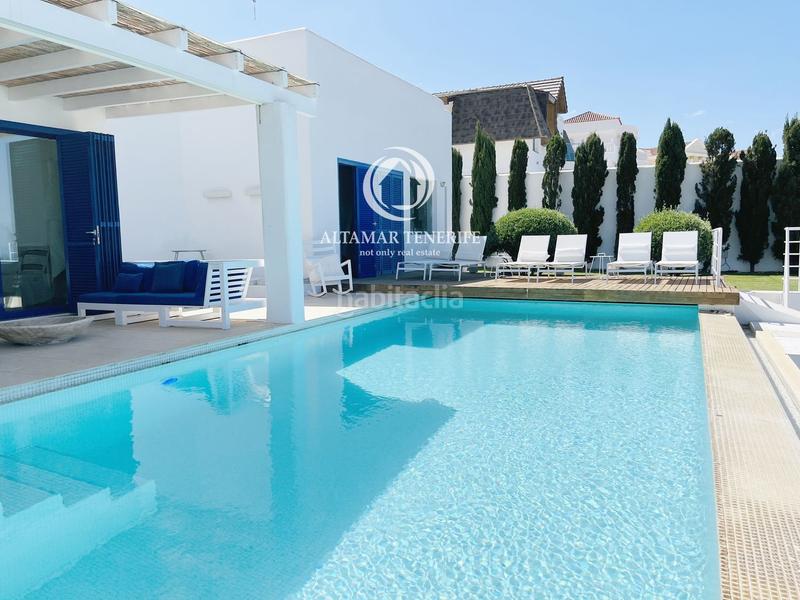 Foto e85e1bfb-444d-4f9f-8c1d-c9b94a7d747d. Casa con parcheggio piscina in Fañabé - Ifonche y Benítez Adeje