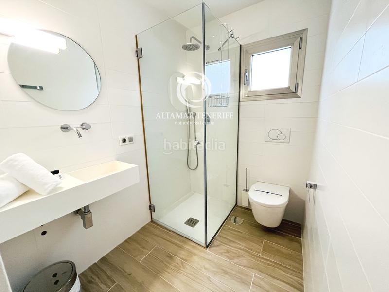 Foto f2620fee-03d9-4413-af84-986db2e54f20. Casa con parcheggio piscina in Fañabé - Ifonche y Benítez Adeje