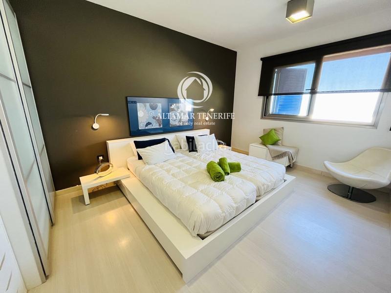 Foto f3daa0fd-c473-4656-bb56-89d66487b078. Casa con parcheggio piscina in Fañabé - Ifonche y Benítez Adeje