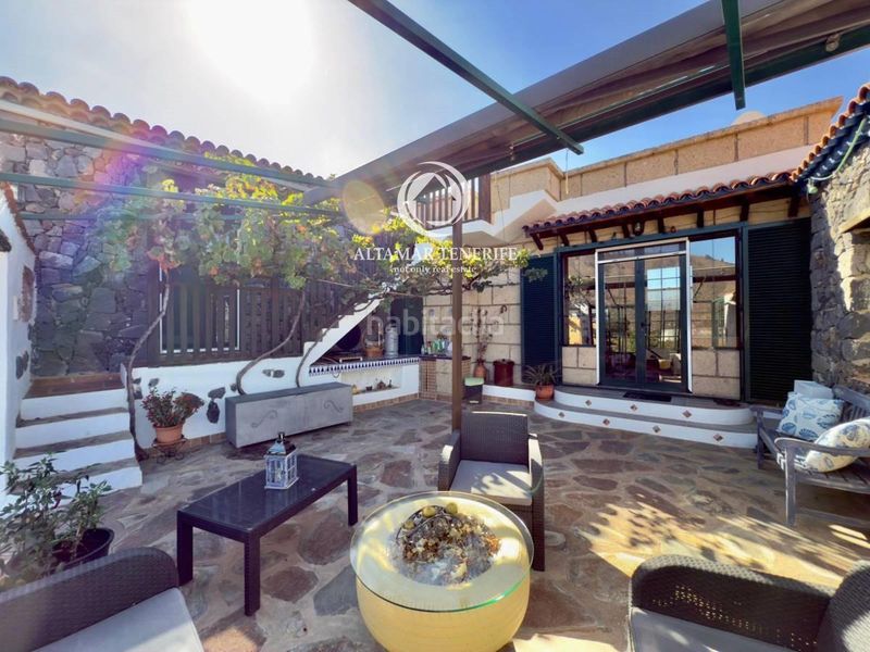 Foto 05760a9b-8ca2-4290-abb0-bdadb9bfaf2a. Casa amb aparcament a Guía de Isora interior Guía de Isora