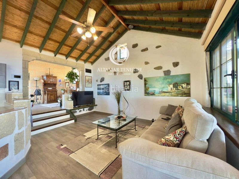 Foto 4168b99a-b8de-46cf-a09e-a582a7887aa8. Casa amb aparcament a Guía de Isora interior Guía de Isora