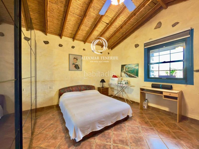 Foto 9e8b342a-2e5c-42d7-9109-cca1b0df6763. Casa amb aparcament a Guía de Isora interior Guía de Isora