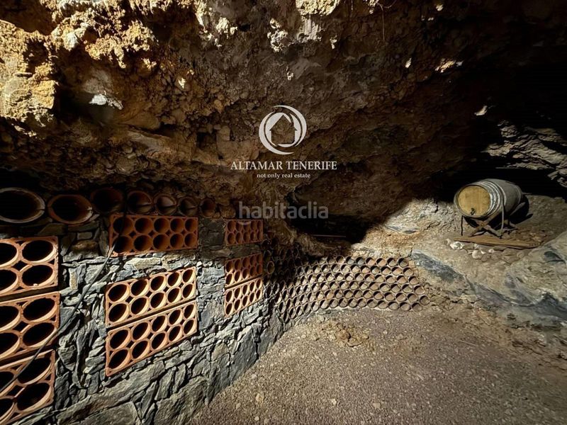 Foto b96d6812-7c96-4f11-a234-d74433d8326d. Casa amb aparcament a Guía de Isora interior Guía de Isora