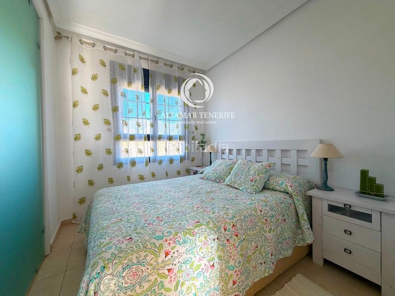 Foto f42fe310-1408-427d-b1de-97e9444dfe97. Lloguer casa adossada amb aparcament piscina a La Caleta Adeje