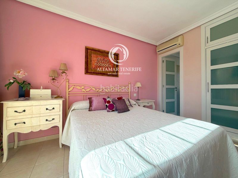 Foto 1f0aebf6-4ef7-4cae-8f3b-e933d44cb89a. Rent semi detached house with parking pool in La Caleta Adeje