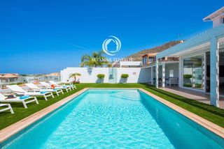 Haus in Playa Fañabé Alto. Villa exclusiva con vistas al mar en el madroñal, costa adeje