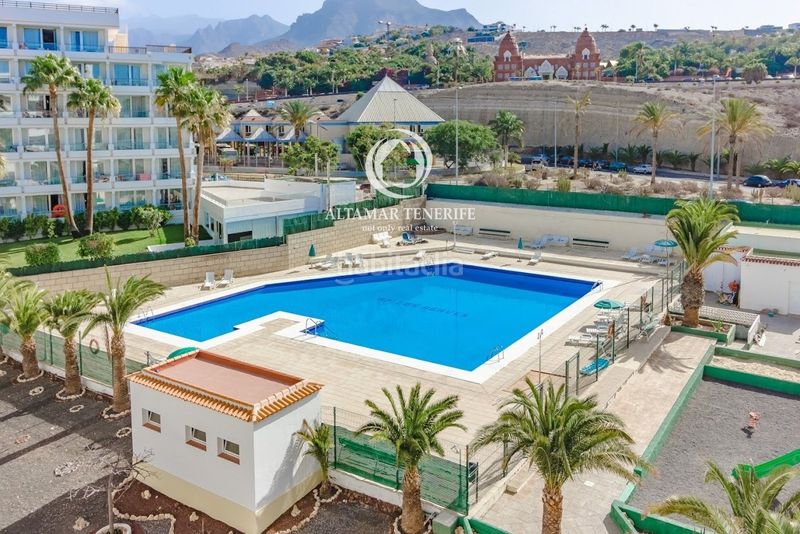 Foto 73aa883b-64a5-48f9-9f54-0fdc5ccc705b. Apartament amb piscina a Playa de las Américas Adeje