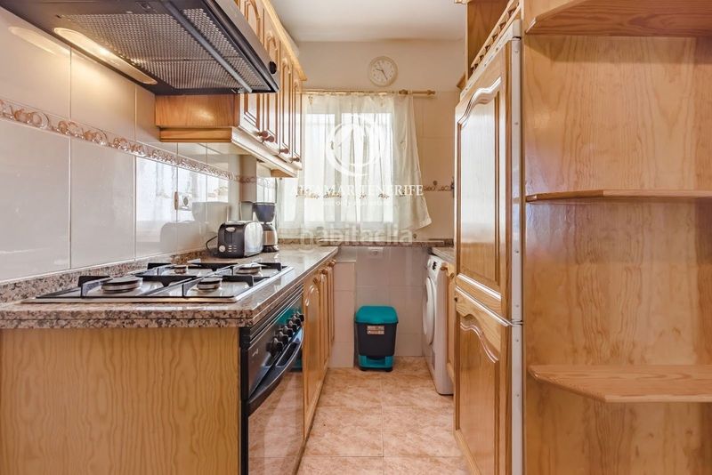 Foto 928ddd1c-a077-4e5c-9f7c-0c11588f7a5b. Apartament amb piscina a Playa de las Américas Adeje