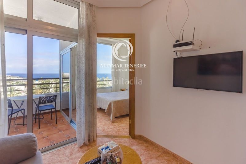 Foto f0eae11f-5e10-4bcc-86da-278941398f75. Apartament amb piscina a Playa de las Américas Adeje