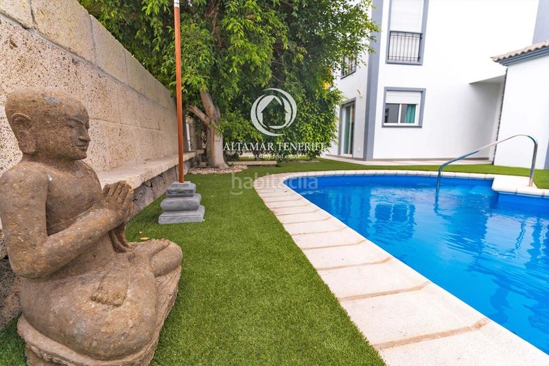 Foto e7d483cc-20a5-47a7-a3d3-3aa291a259c7. Casa amb aparcament piscina a Playa Fañabé Alto Adeje