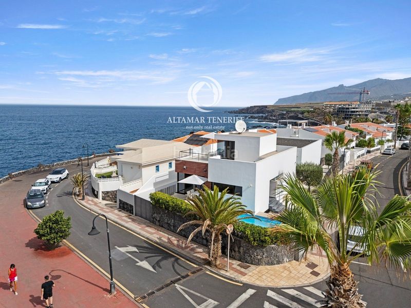 Foto 1f1f8c5b-4a7f-42d0-bfad-b710c00668eb. Casa amb aparcament piscina a Playa de San Juan Guía de Isora