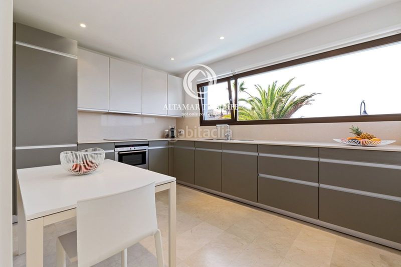 Foto 6c2f4686-8aca-46a4-8844-1fd26d8f08e6. Casa amb aparcament piscina a Playa de San Juan Guía de Isora