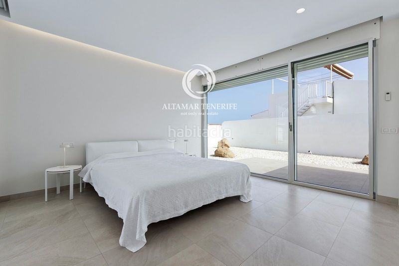 Foto 7273bc5e-a79f-41f9-ab92-14eb62e90eb7. Casa amb aparcament piscina a Playa de San Juan Guía de Isora