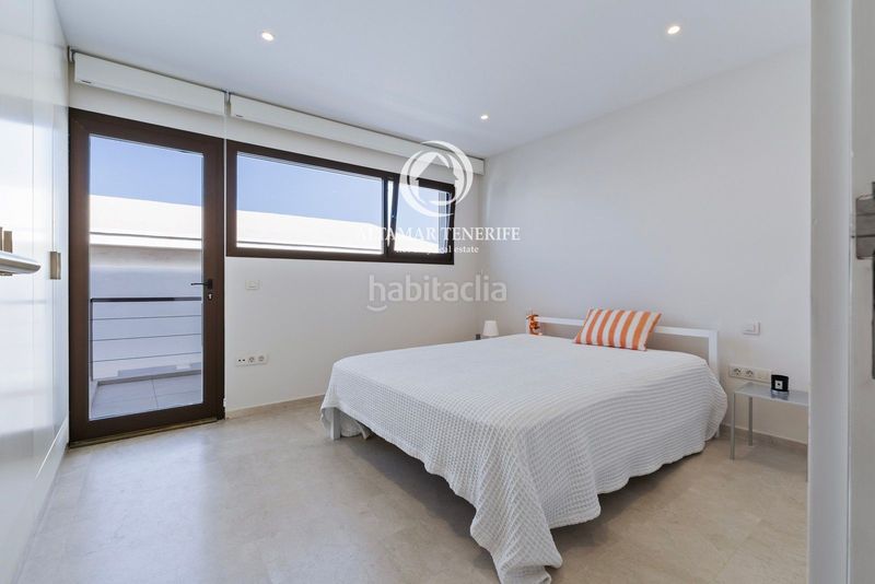 Foto 883e7819-6166-4c76-bd58-a3cbfc123912. Casa amb aparcament piscina a Playa de San Juan Guía de Isora