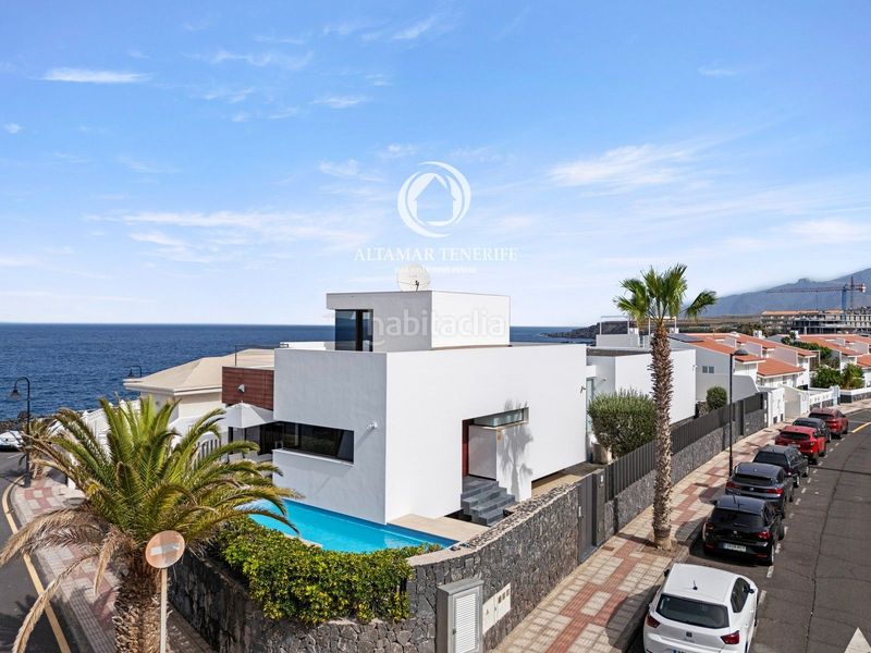 Foto 931f33f5-d370-4e04-9842-a0788371b0f5. Casa amb aparcament piscina a Playa de San Juan Guía de Isora