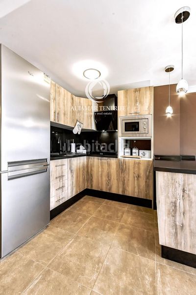 Foto 58e2b3de-3e2d-4b00-8cff-83db2abe1daa. Apartament amb piscina a Torviscas Centro y Alto Adeje