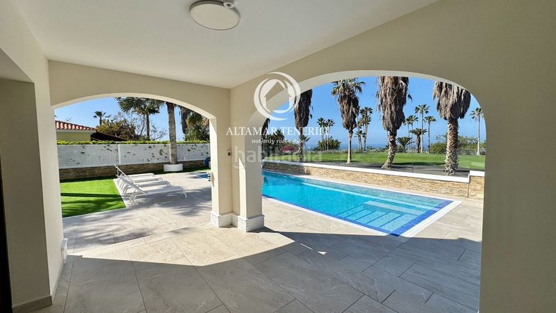 Foto aa988346-b68e-4152-8ce2-4c88a1126145. Casa amb aparcament piscina a La Caleta Adeje