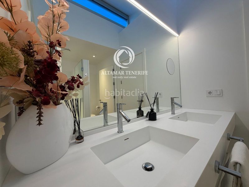 Foto 5c1ea524-9318-41dc-8190-76007b485a7d. Casa amb aparcament piscina a Abama Guía de Isora