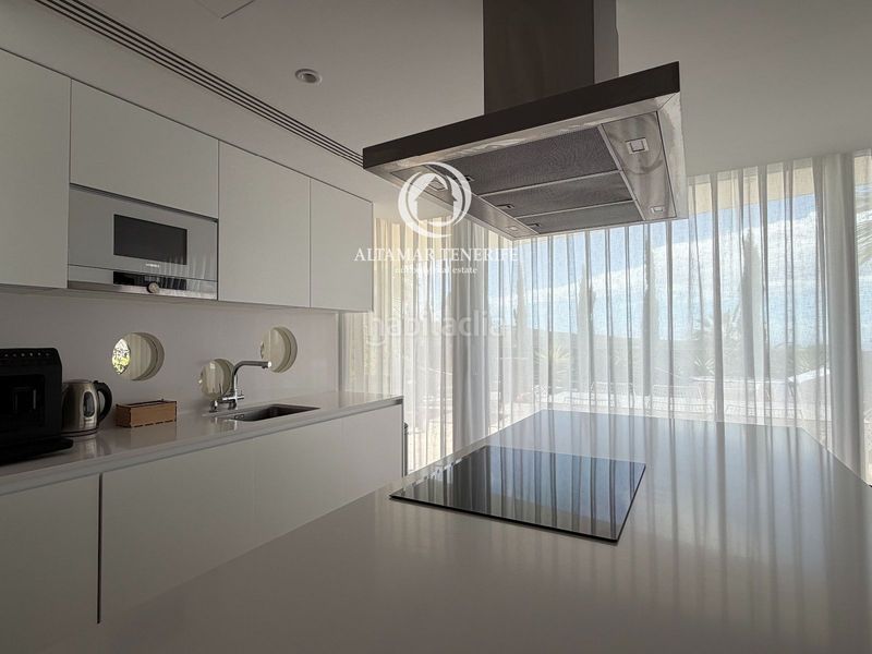 Foto c9ac1567-c5a9-4ab4-a69a-ba9d1237170c. Casa amb aparcament piscina a Abama Guía de Isora