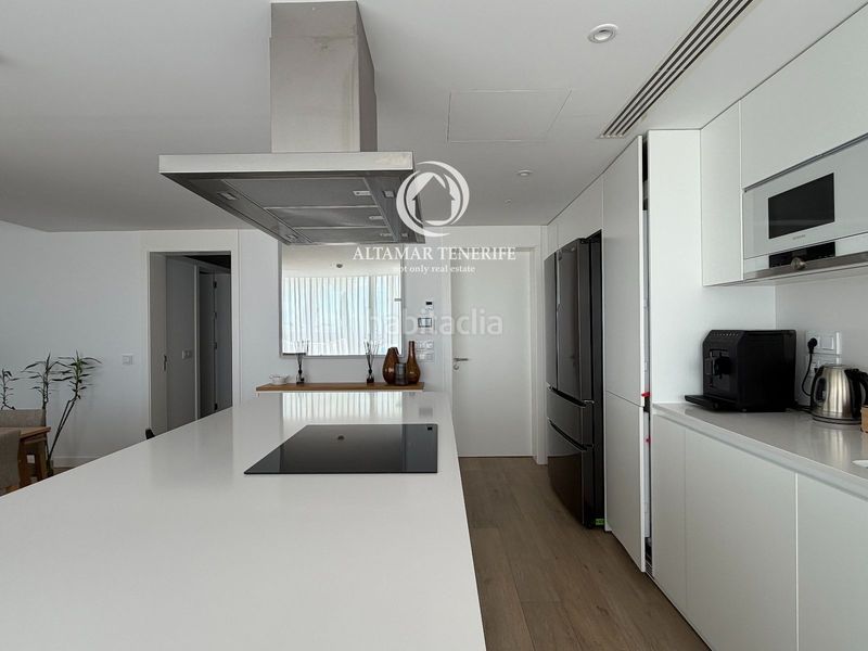 Foto ea4cb1fe-e96e-43e9-a906-6e12e69341b5. Casa amb aparcament piscina a Abama Guía de Isora