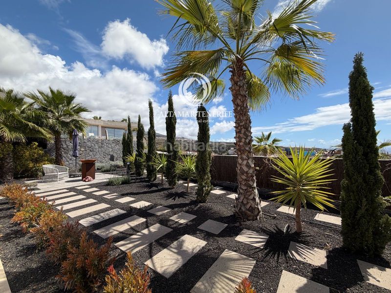 Foto f12d15e5-38a4-42ed-85ba-02ba9cb02441. Casa amb aparcament piscina a Abama Guía de Isora