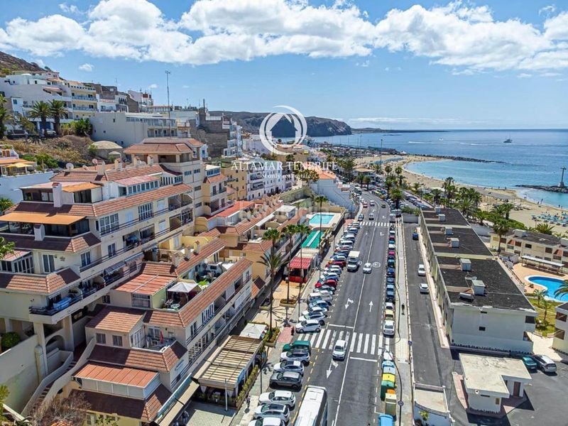 Foto 0f5f7334-f264-4192-9373-adff5880dbc6. Apartament amb aparcament piscina a Los Cristianos Arona