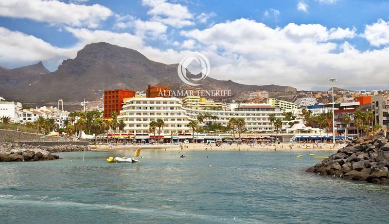 Foto 415dec6b-1ddc-49a3-910f-5c8ebc101ceb. Apartament amb aparcament piscina a Los Cristianos Arona