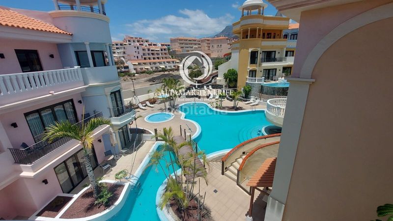 Foto 74edd49c-435e-4d81-8807-55f2d330eb06. Apartament amb aparcament piscina a Los Cristianos Arona