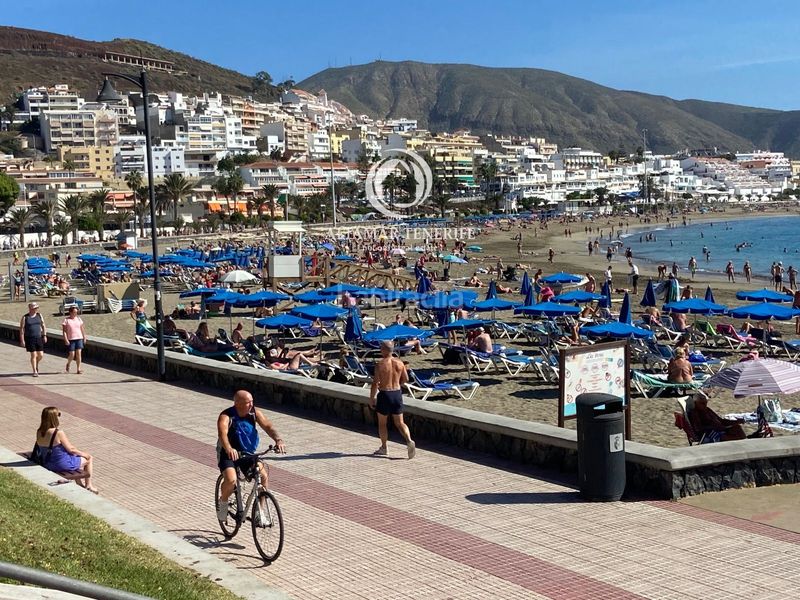 Foto 995ec4d5-6359-4c62-8f85-57f21dca8545. Apartament amb aparcament piscina a Los Cristianos Arona