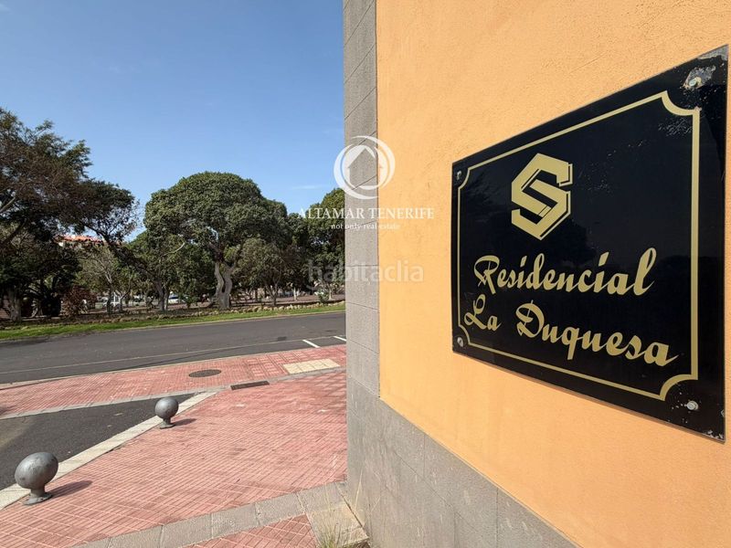 Foto 4fdab3e9-eae1-4c3b-b9e3-b319393221f6. Rent semi detached house with parking pool in Playa del Duque Adeje