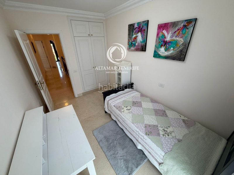 Foto e6b97762-b9fd-47b2-b14d-8cc7ff901674. Rent semi detached house with parking pool in Playa del Duque Adeje