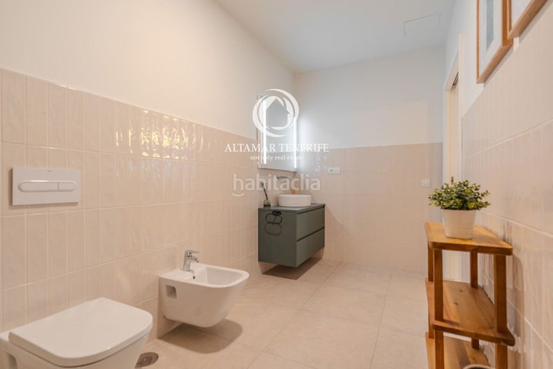Foto 4d428f53-9255-4d8b-85af-a0263403ece6. Casa amb aparcament piscina a San Eugenio Alto Adeje