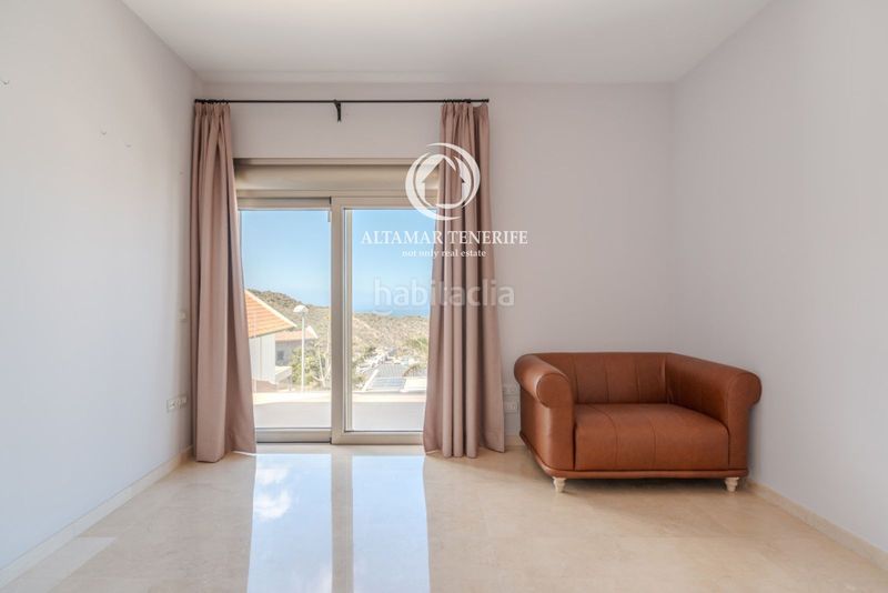 Foto 54179097-80d1-4998-aed1-0ac0270295c3. Casa amb aparcament piscina a San Eugenio Alto Adeje