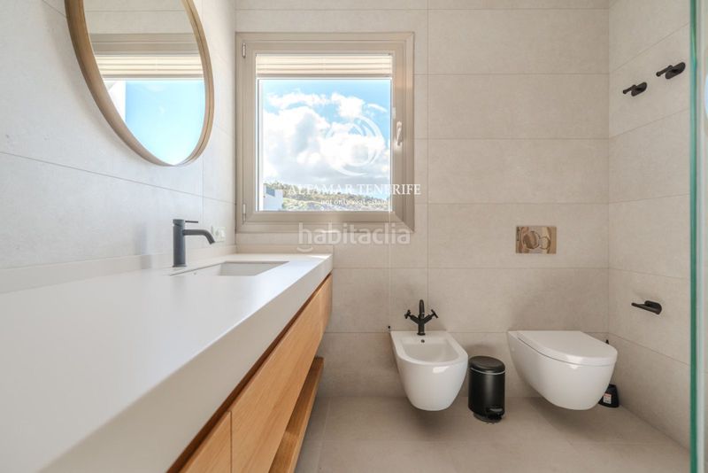 Foto a7334215-2fdc-46af-b3ef-1b675deaeb1e. Casa amb aparcament piscina a San Eugenio Alto Adeje