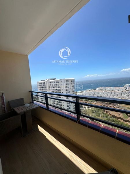 Foto ad21fd7f-4d62-40c0-8b5d-f1d842809a61. Apartament amb aparcament piscina a Callao Salvaje - Playa Paraíso Adeje