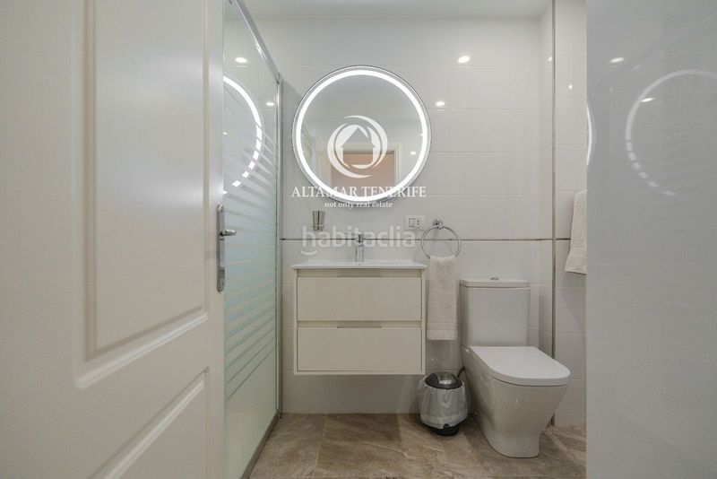 Foto 610dbcbe-2882-4be0-9b6f-56ebc108d3ae. Apartament amb aparcament piscina a Torviscas Centro y Alto Adeje