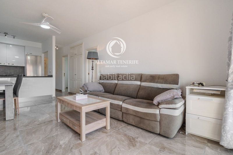 Foto 6e98eba2-b7ea-482e-8a94-c9d9f1b99437. Apartament amb aparcament piscina a Torviscas Centro y Alto Adeje