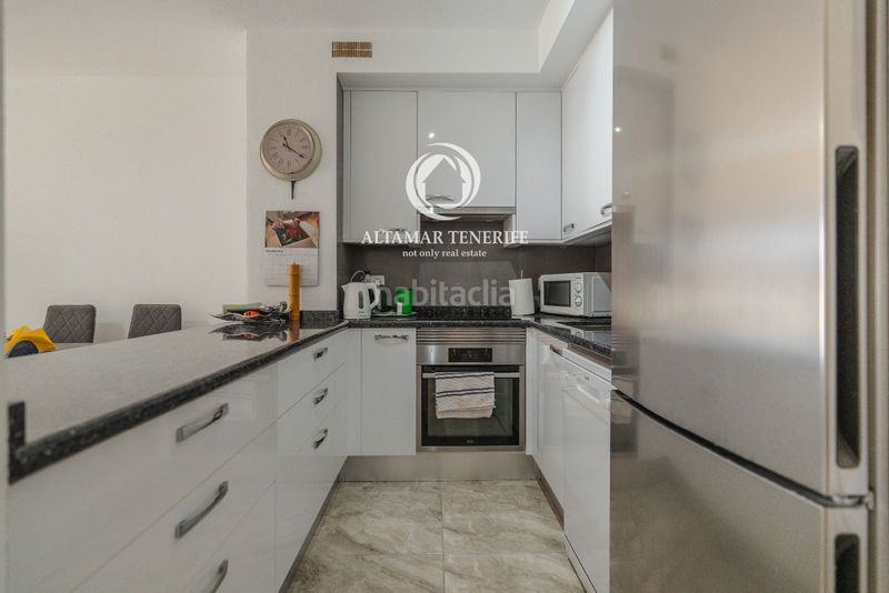 Foto 8a519b3e-d39a-44d9-9e49-b0be0ff7cc2f. Apartament amb aparcament piscina a Torviscas Centro y Alto Adeje