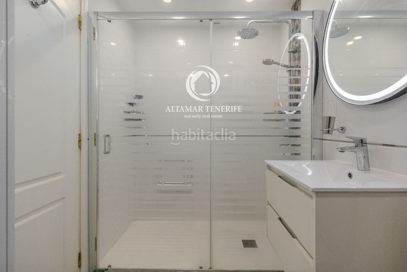 Foto f6f2c2bd-5729-4f8a-a5e9-d3b0dc8ab73b. Apartament amb aparcament piscina a Torviscas Centro y Alto Adeje