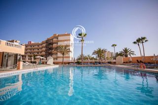 Apartament  Av. v centenario. Apartamento con vistas al mar en playa de las américas