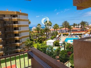 Apartment  Av. v centenario. Apartamento con vistas al mar en playa de las américas