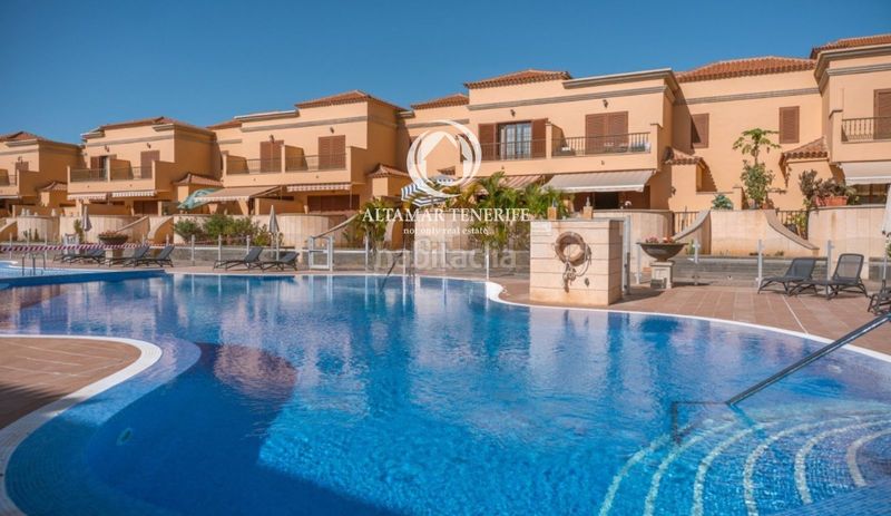 Foto 82a55daf-e674-435a-ba58-9453f322ebcf. Casa adossada amb aparcament piscina a Playa de Fañabé Adeje