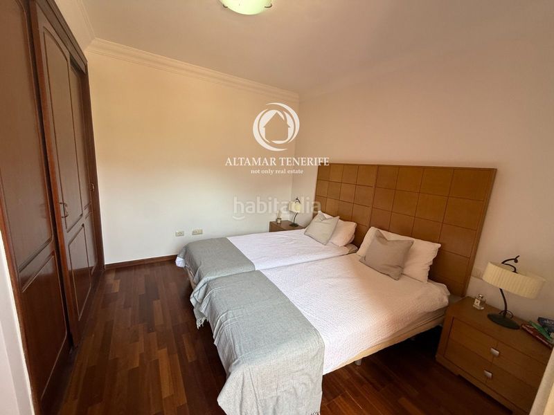 Foto ab5a78a2-6fa6-4aa2-8892-8c9cf45af7ca. Casa adossada amb aparcament piscina a Playa de Fañabé Adeje